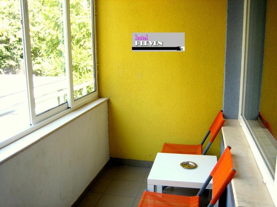 Pleven Rooms ภายนอก รูปภาพ