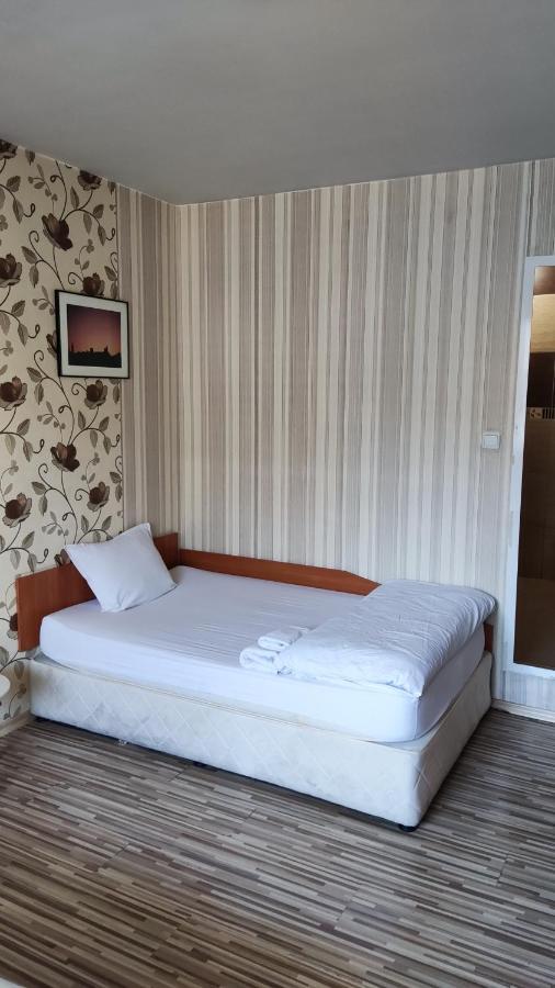 Pleven Rooms ภายนอก รูปภาพ