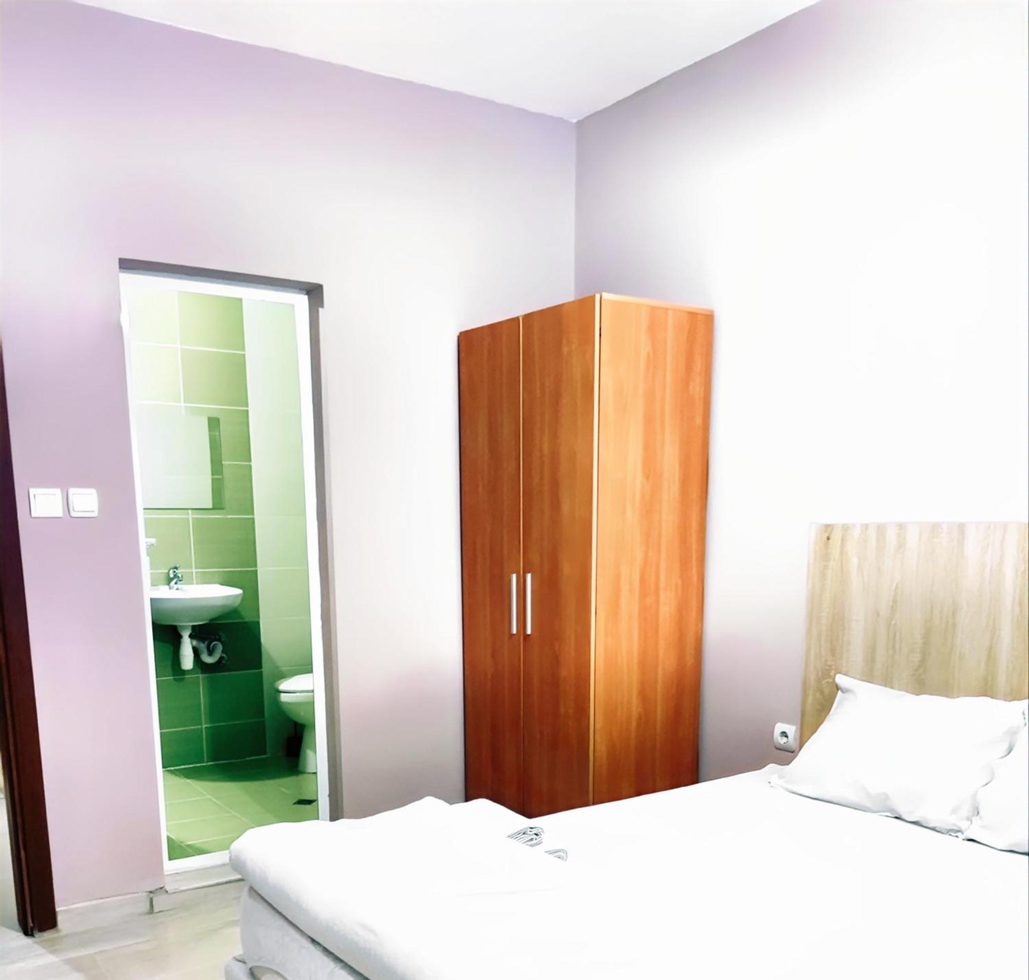 Pleven Rooms ภายนอก รูปภาพ