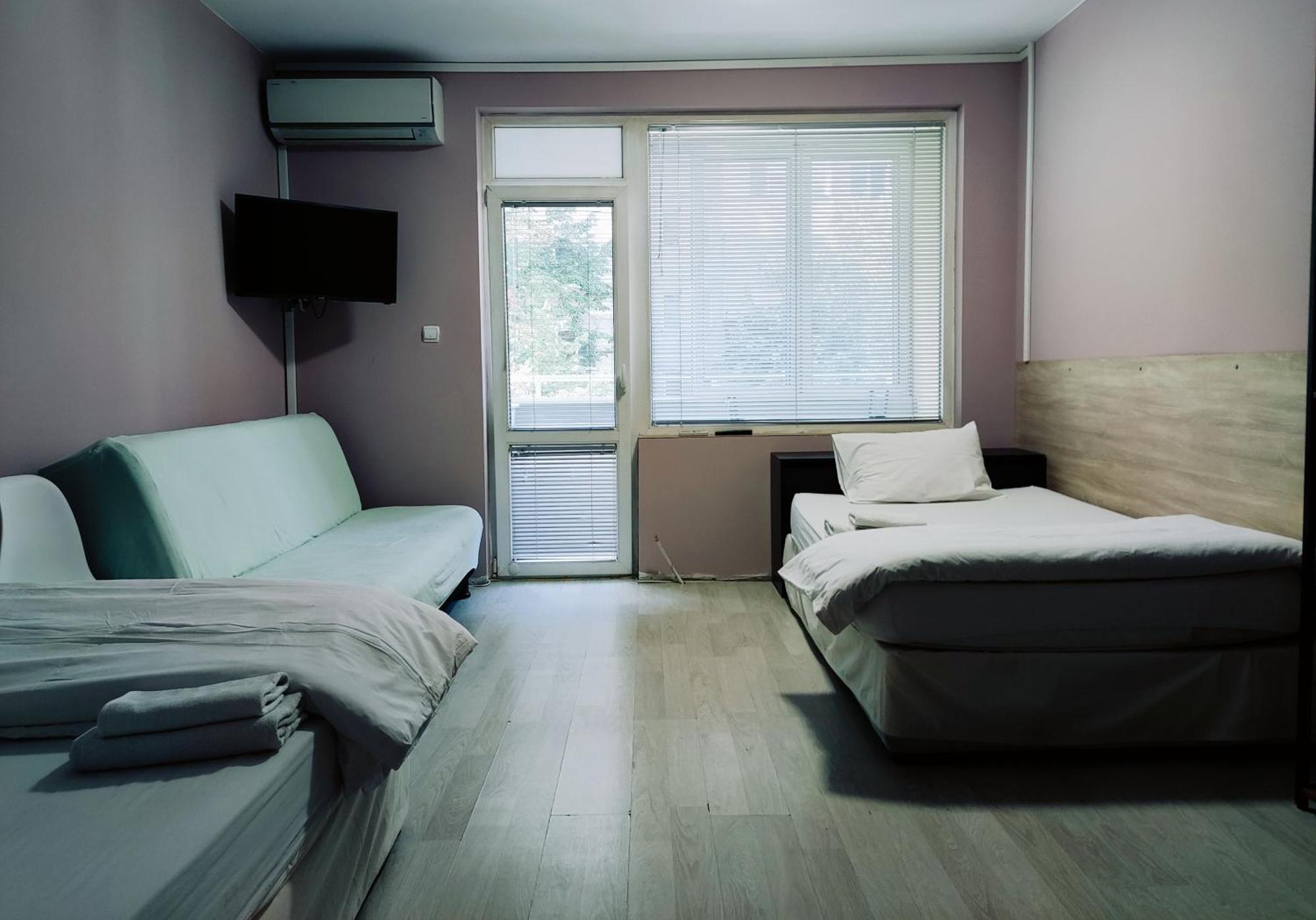 Pleven Rooms ภายนอก รูปภาพ