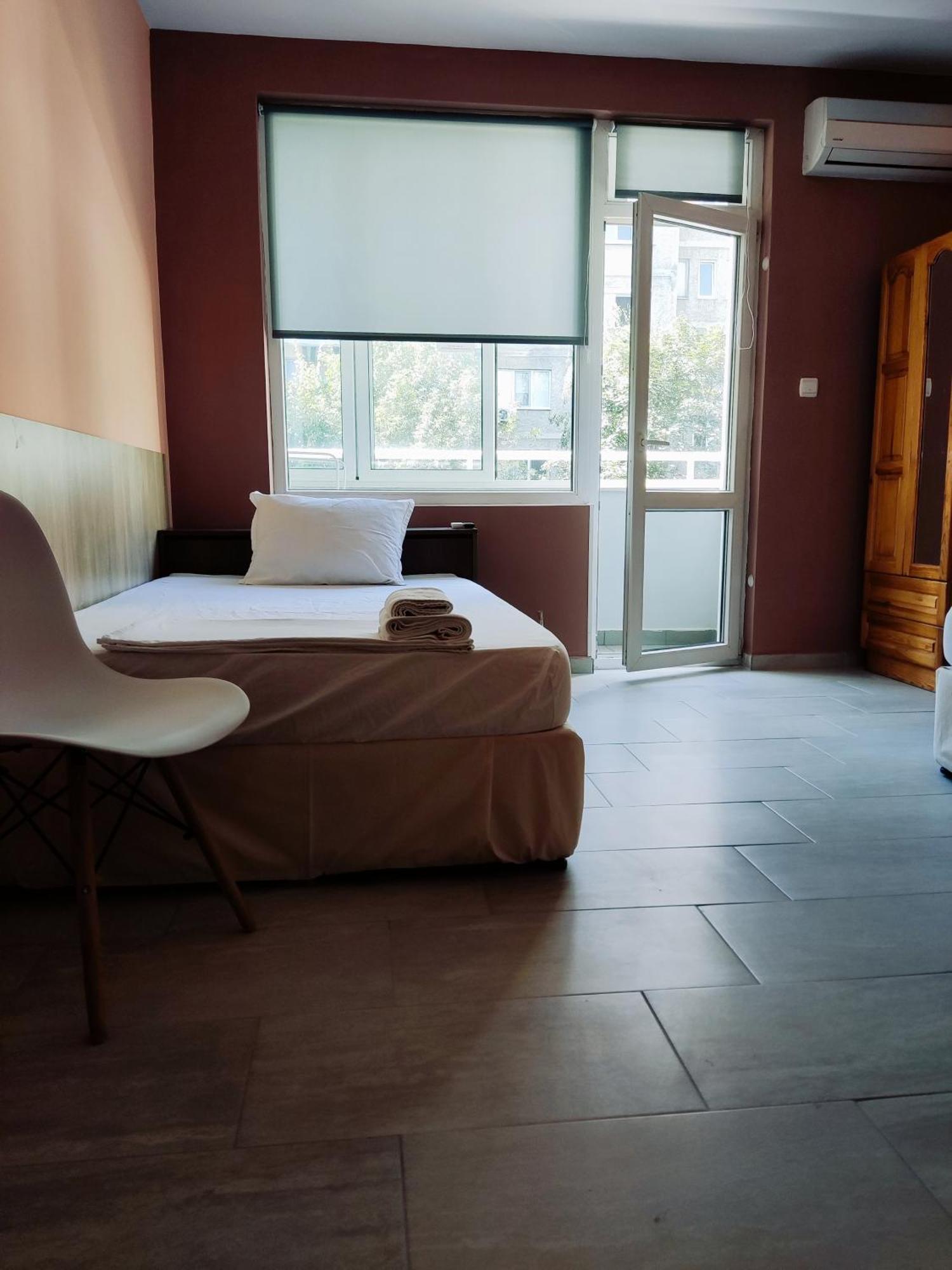 Pleven Rooms ภายนอก รูปภาพ