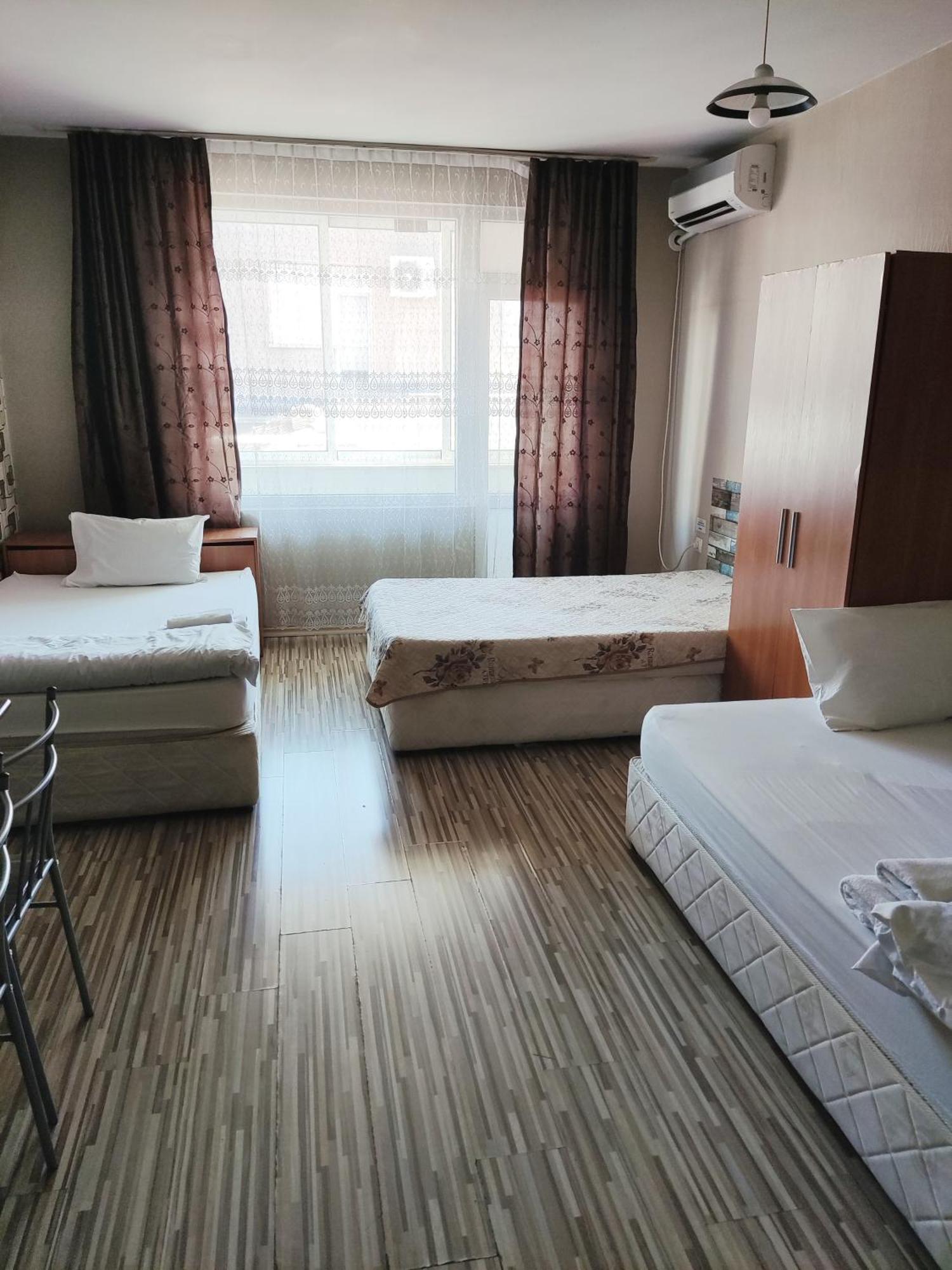 Pleven Rooms ภายนอก รูปภาพ